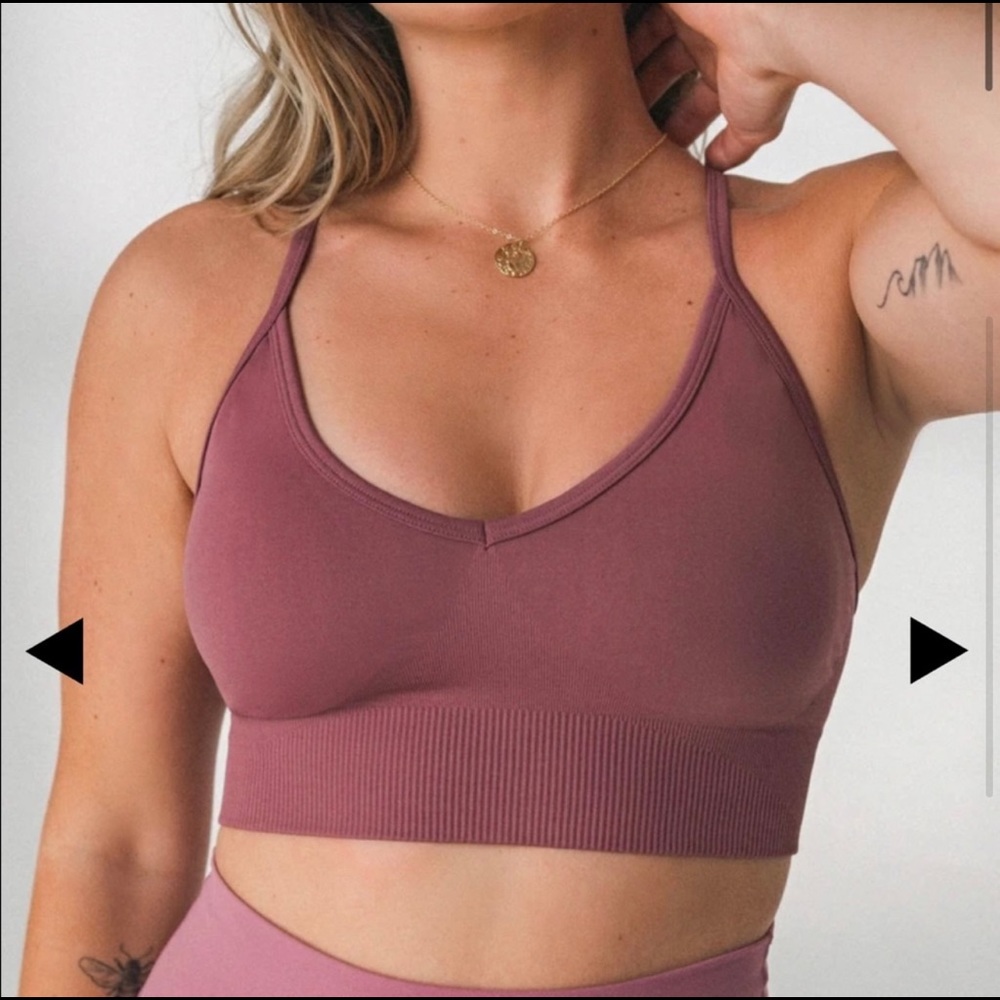 ISO the 2 flow bras